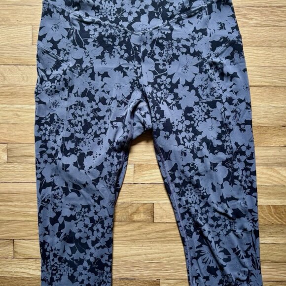 3x Lululemon Leggings 1xWunder Under Crop 1xAlign II Crop 1xWunder Under Full 8 - Picture 8 of 16